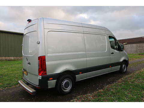 Mercedes-Benz Sprinter 2.1 314 CDI Progressive Panel Van 5dr Diesel Manual FWD L2 H2 Euro 6 (s/s) (143 ps) - U373