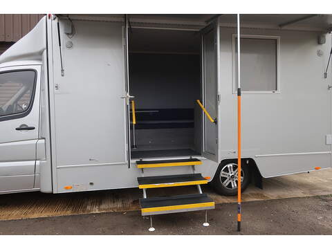 Mercedes-Benz Sprinter 2.1 313 CDI Mobile Exhibition Van 2dr Diesel Manual RWD (130 bhp) - U377