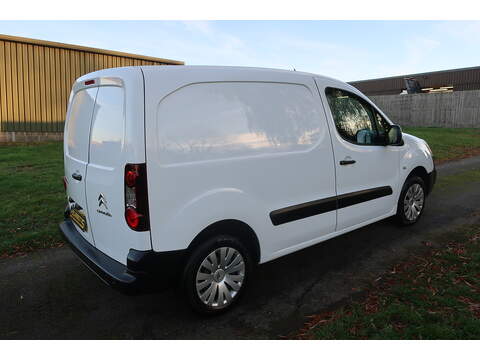Citroen Berlingo 1.6 BlueHDi 625 Enterprise Panel Van 5dr Diesel Manual L1 (112 g/km, 75 bhp) - U382