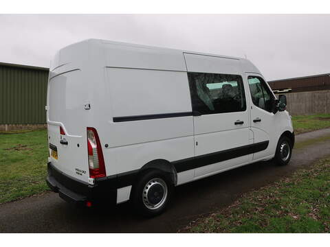 Renault Master 2.3 dCi ENERGY 35 Business Crew Van Double Cab 6dr Diesel Manual FWD MWB Medium Roof L2 H2 Euro 6 - U416