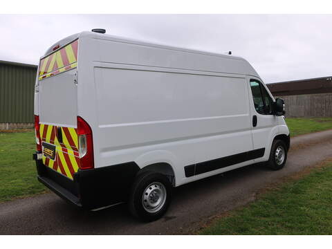 Fiat Ducato 2.2 MultijetIII 35 Business Pro Panel Van 5dr Diesel Manual L2 H2 Euro 6 (140 ps) - U461