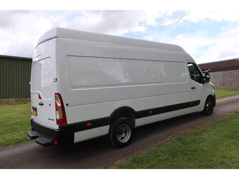 Renault Master 2.3 dCi ENERGY 35 Business L4 H3 Panel Van RWD Euro 6 (TRW) (145 bhp) - U467