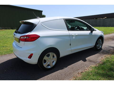 Ford Fiesta Van 1.5 TDCi Car Derived Van 3dr Diesel Manual Euro 6 (s/s) (85 ps) - U499