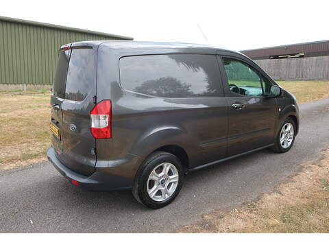Ford Transit Courier 1.5 TDCi Limited Panel Van 5dr Diesel Manual L1 Euro 6 (100 ps) - U554