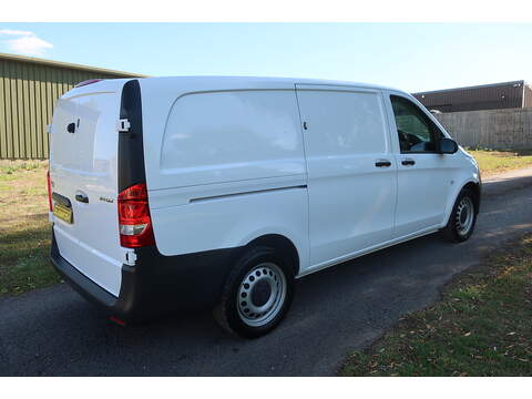 Mercedes-Benz Vito 2.0 114 CDI Progressive Panel Van 5dr Diesel G-Tronic RWD L2 Euro 6 (s/s) (LWB) (136 ps) - U564