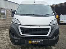 Peugeot Boxer 2.2 BlueHDi 335 Professional Panel Van 5dr Diesel Manual L2 H2 Euro 6 (s/s) (140 ps) 