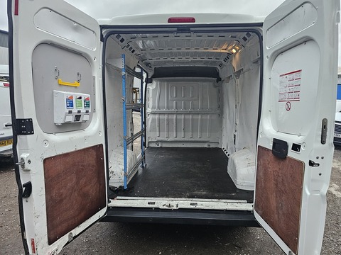 2.2 BlueHDi 335 Professional Panel Van 5dr Diesel Manual L2 H2 Euro 6 (s/s) (140 ps)