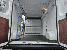 Peugeot Boxer 2.2 BlueHDi 335 Professional Panel Van 5dr Diesel Manual L2 H2 Euro 6 (s/s) (140 ps) 