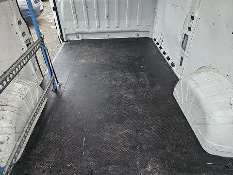 2.2 BlueHDi 335 Professional Panel Van 5dr Diesel Manual L2 H2 Euro 6 (s/s) (140 ps)