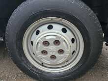 Peugeot Boxer 2.2 BlueHDi 335 Professional Panel Van 5dr Diesel Manual L2 H2 Euro 6 (s/s) (140 ps) 