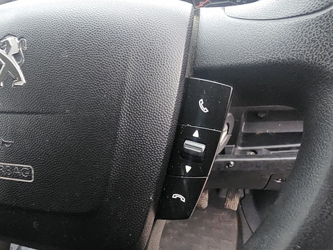 2.2 BlueHDi 335 Professional Panel Van 5dr Diesel Manual L2 H2 Euro 6 (s/s) (140 ps)