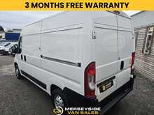 Peugeot Boxer 2.2 BlueHDi 335 Professional Panel Van 5dr Diesel Manual L2 H2 Euro 6 (s/s) (140 ps) 