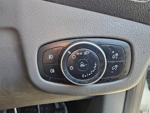 1.5 230 EcoBlue Trend Crew Van Double Cab 6dr Diesel Manual L2 Euro 6 (s/s) (100 ps) Combi Van Manual Diesel