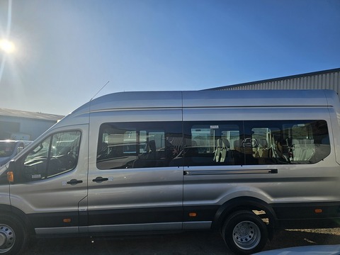 2.2 TDCi 460 HDT Minibus 4dr Diesel Manual L4 H3 (18 seats) (196 g/km, 123 bhp) Minibus Manual Diesel