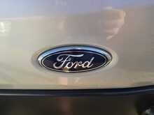 Ford Transit 2.2 TDCi 460 HDT Minibus 4dr Diesel Manual L4 H3 (18 seats) (196 g/km, 123 bhp) 