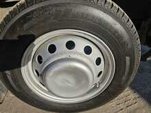 Ford Transit 2.2 TDCi 460 HDT Minibus 4dr Diesel Manual L4 H3 (18 seats) (196 g/km, 123 bhp) 