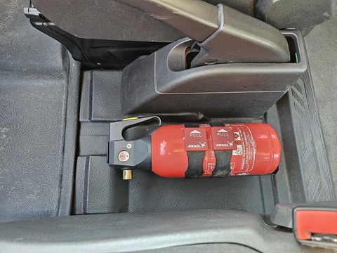 2.2 TDCi 460 HDT Minibus 4dr Diesel Manual L4 H3 (18 seats) (196 g/km, 123 bhp) Minibus Manual Diesel