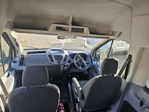 2.2 TDCi 460 HDT Minibus 4dr Diesel Manual L4 H3 (18 seats) (196 g/km, 123 bhp) Minibus Manual Diesel