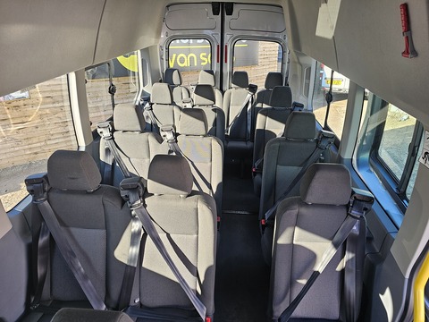 2.2 TDCi 460 HDT Minibus 4dr Diesel Manual L4 H3 (18 seats) (196 g/km, 123 bhp) Minibus Manual Diesel