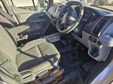 Ford Transit 2.2 TDCi 460 HDT Minibus 4dr Diesel Manual L4 H3 (18 seats) (196 g/km, 123 bhp) 