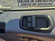 Ford Transit 2.2 TDCi 460 HDT Minibus 4dr Diesel Manual L4 H3 (18 seats) (196 g/km, 123 bhp) 