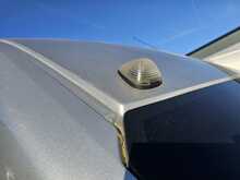 Ford Transit 2.2 TDCi 460 HDT Minibus 4dr Diesel Manual L4 H3 (18 seats) (196 g/km, 123 bhp) 