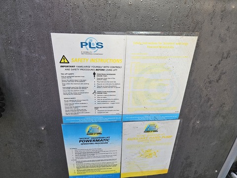 2.2 HDi 435 Panel Van 5dr Diesel Manual L4 H2 Euro 5 (130 ps) Panel Van Manual Diesel