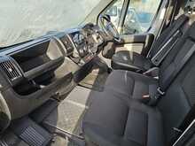 Peugeot Boxer 2.2 HDi 435 Panel Van 5dr Diesel Manual L4 H2 Euro 5 (130 ps) 
