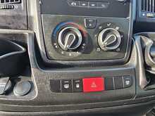 Peugeot Boxer 2.2 HDi 435 Panel Van 5dr Diesel Manual L4 H2 Euro 5 (130 ps) 