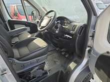 Peugeot Boxer 2.2 HDi 435 Panel Van 5dr Diesel Manual L4 H2 Euro 5 (130 ps) 