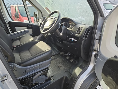 2.2 HDi 435 Panel Van 5dr Diesel Manual L4 H2 Euro 5 (130 ps) Panel Van Manual Diesel