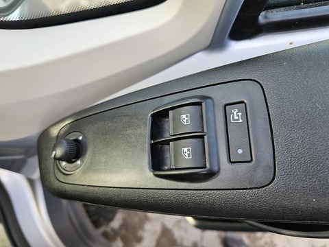 2.2 HDi 435 Panel Van 5dr Diesel Manual L4 H2 Euro 5 (130 ps) Panel Van Manual Diesel