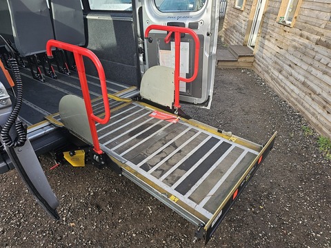 2.2 HDi 435 Panel Van 5dr Diesel Manual L4 H2 Euro 5 (130 ps) Panel Van Manual Diesel