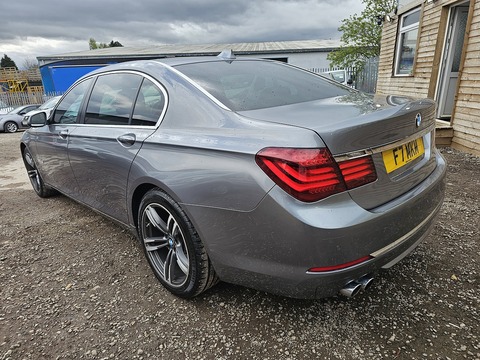 3.0 730Ld SE Saloon 4dr Diesel Auto Euro 5 (s/s) (258 ps) Saloon Automatic Diesel