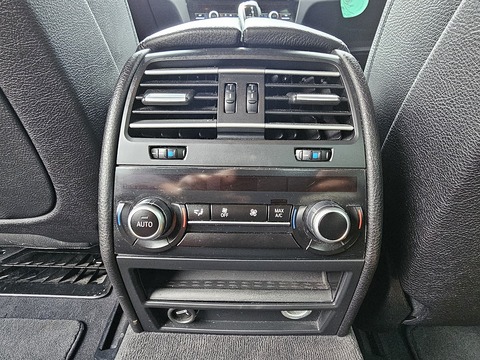 3.0 730Ld SE Saloon 4dr Diesel Auto Euro 5 (s/s) (258 ps) Saloon Automatic Diesel