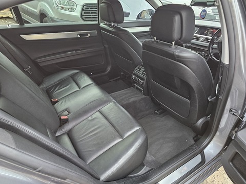 3.0 730Ld SE Saloon 4dr Diesel Auto Euro 5 (s/s) (258 ps) Saloon Automatic Diesel