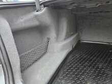 BMW 7 Series 3.0 730Ld SE Saloon 4dr Diesel Auto Euro 5 (s/s) (258 ps) 