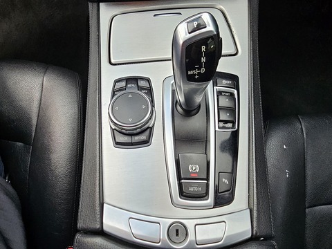 3.0 730Ld SE Saloon 4dr Diesel Auto Euro 5 (s/s) (258 ps) Saloon Automatic Diesel