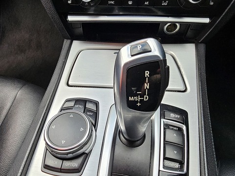 3.0 730Ld SE Saloon 4dr Diesel Auto Euro 5 (s/s) (258 ps) Saloon Automatic Diesel