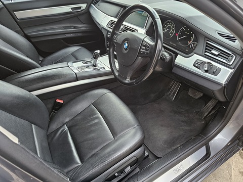 3.0 730Ld SE Saloon 4dr Diesel Auto Euro 5 (s/s) (258 ps) Saloon Automatic Diesel