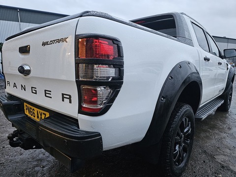 3.2 TDCi Wildtrak Pickup Double Cab 4dr Diesel Auto 4WD Euro 5 (200 ps)