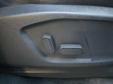 Ford Ranger 3.2 TDCi Wildtrak Pickup Double Cab 4dr Diesel Auto 4WD Euro 5 (200 ps) 