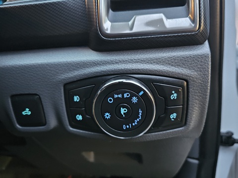 3.2 TDCi Wildtrak Pickup Double Cab 4dr Diesel Auto 4WD Euro 5 (200 ps)