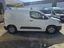 Vauxhall Combo 1.6 Turbo D 2000 Edition Panel Van 4dr Diesel Manual L1 H1 Euro 6 (75 ps) 