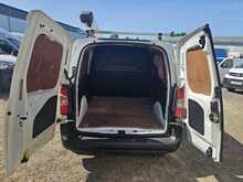 Vauxhall Combo 1.6 Turbo D 2000 Edition Panel Van 4dr Diesel Manual L1 H1 Euro 6 (75 ps) 