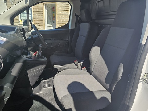 1.6 Turbo D 2000 Edition Panel Van 4dr Diesel Manual L1 H1 Euro 6 (75 ps)