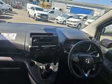 Vauxhall Combo 1.6 Turbo D 2000 Edition Panel Van 4dr Diesel Manual L1 H1 Euro 6 (75 ps) 