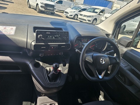 1.6 Turbo D 2000 Edition Panel Van 4dr Diesel Manual L1 H1 Euro 6 (75 ps)