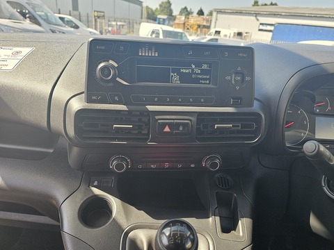 1.6 Turbo D 2000 Edition Panel Van 4dr Diesel Manual L1 H1 Euro 6 (75 ps)