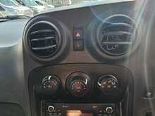 Mercedes-Benz Citan 1.5 109 CDI Pure Panel Van 5dr Diesel Manual L2 Euro 6 (94 ps) 